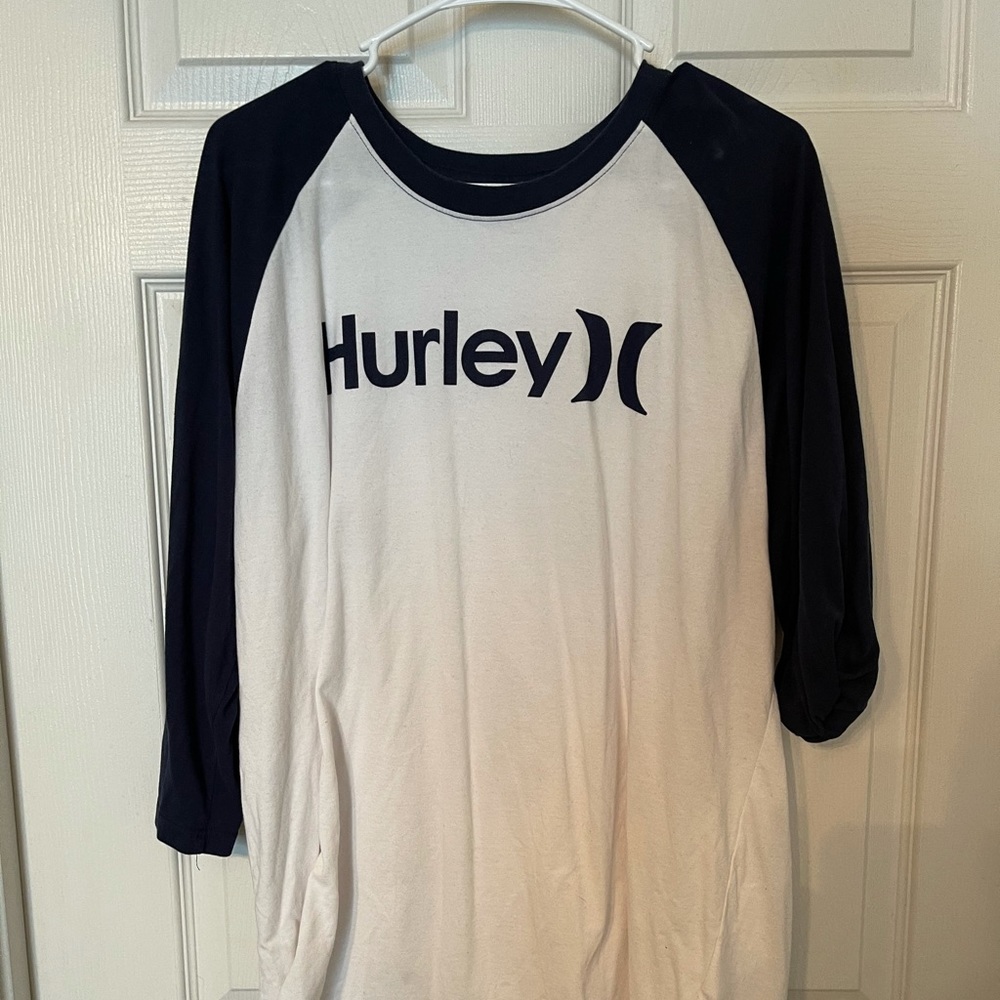 Hurley 3/4 sleeve tee